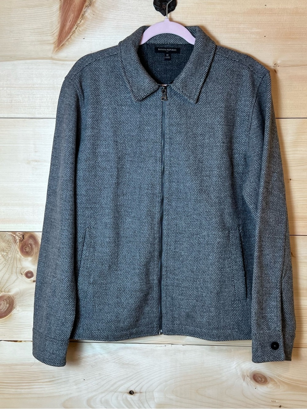 Banana Republic Gray Herringbone Zip-Front Jacket - GQ Structured Minimalist